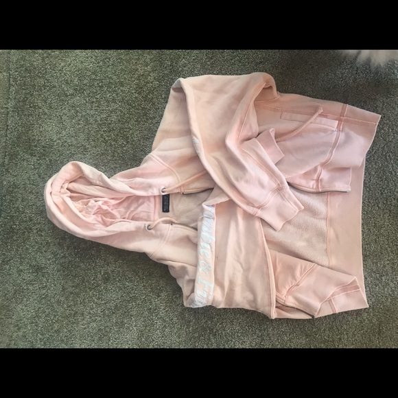 Abercrombie crop jacket - Picture 2 of 4